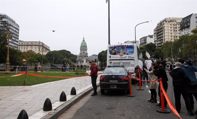 Argentina.- Muere el diputado argentino Héctor Olivares tras ser tiroteado junto al Congreso