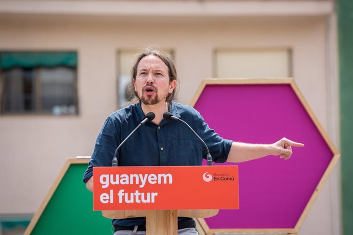 Acte de campanya de Comú Podem en la Plaza Ángel Pestanya a Barcelona