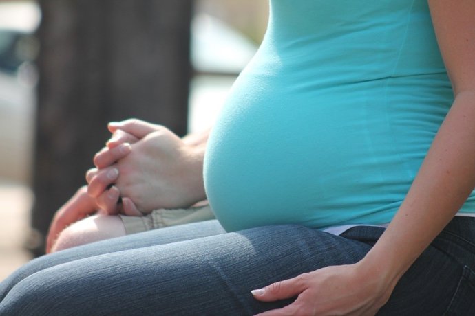 La progesterona solo previene el aborto espontáneo en mujeres con antecedentes d