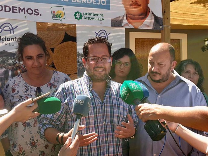 Adelante señala el "gran fracaso" de Imbroda con el plan de refuerzo estival y urge abordarlo con la comunidad educativa