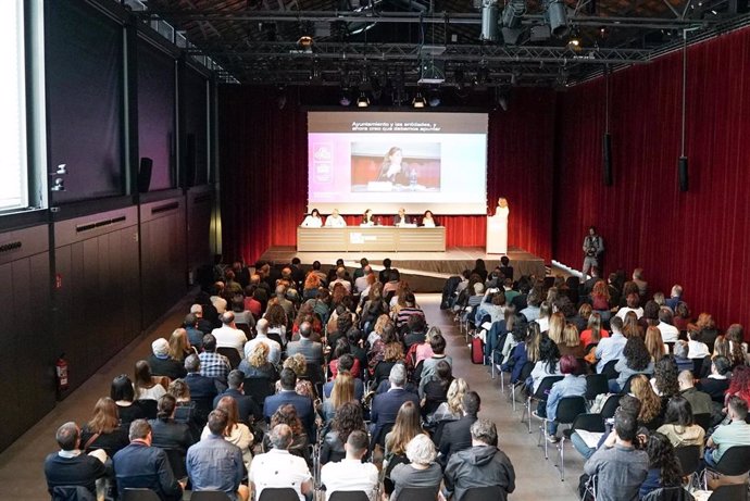 Unas 400 personas y 145 empresas participan en la V Jornada de Networking Espai Lbora de Barcelona