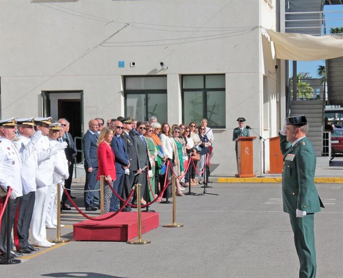 Cádiz.- Mestre ve "imprescindible" la Guardia Civil en "una provincia peculiar" en el 175 aniversario de su creación