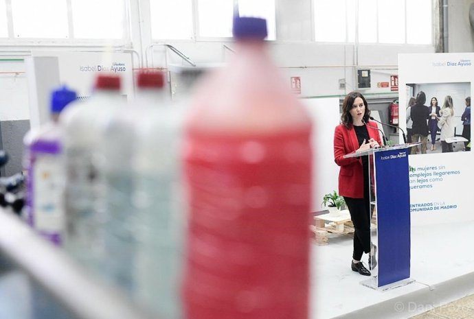 26M.- Ayuso Promete Dos Años De Tarifa Plana De 50 Euros Para Las Autónomas Que Se Reincorporen Tras La Baja Maternal