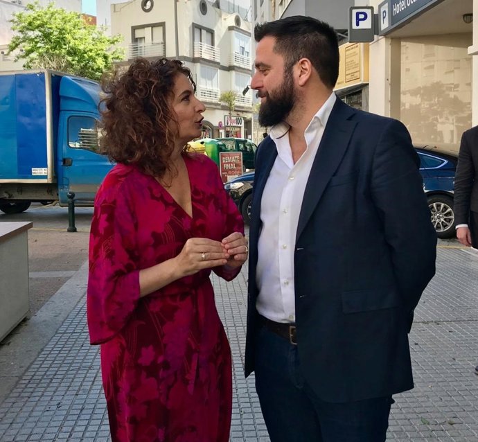 Montero dice que hay que "tomarse muy en serio el reto del cambio climático" y hacerlo una oportunidad de futuro