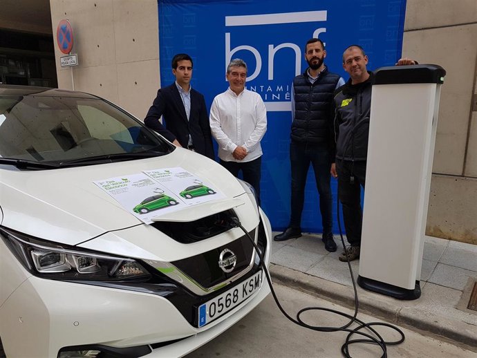 Binéfar celebra el Tercer Día del Vehículo Eléctrico con cuatro expositores