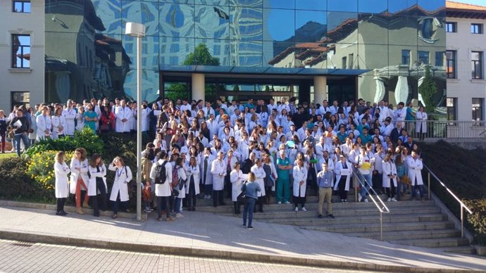 Cantabria.- Sindicato Médico cifra en más del 80% el seguimiento del paro en Valdecilla y en los centros de salud