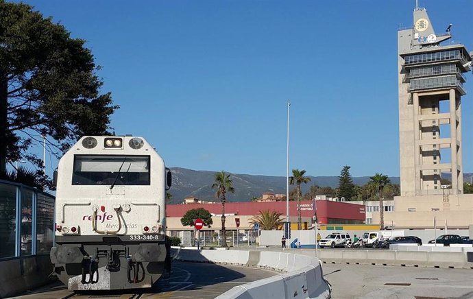 Cádiz.-Puertos.- Restablecido el servicio ferroviario entre el puerto de Algeciras y Madrid Abroñigal