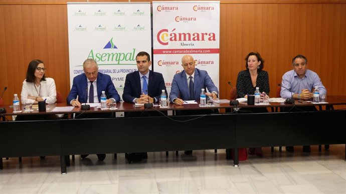 Almería.-26M.-Fernández-Pacheco (PP) propone un Centro de Atracción de Inversiones con participación de los empresarios