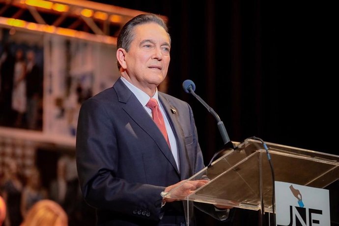 Cortizo se declara listo para iniciar "un proceso de transformación" en Panamá 