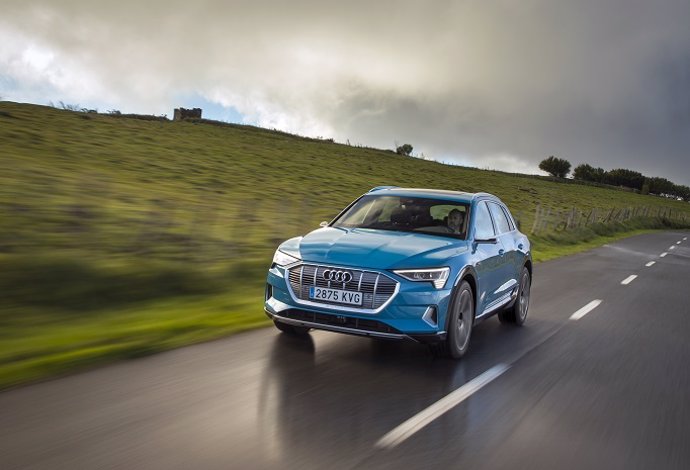 Economía/Motor.- Llega a España el primer 100% eléctrico de Audi, el e-tron, con más de 400 kilómetros de autonomía