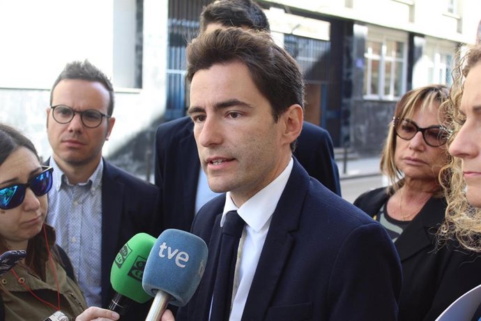 26M.- Casares Se Compromete A Implantar Aulas Gratuitas De 0-3 Años, Con Una Inversión De 4 Millones