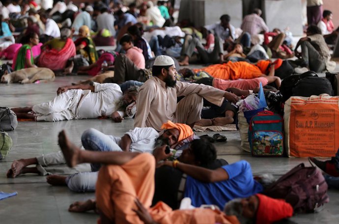 India.- El ciclón 'Fani' deja al menos 37 muertos a su paso por India y Bangladesh