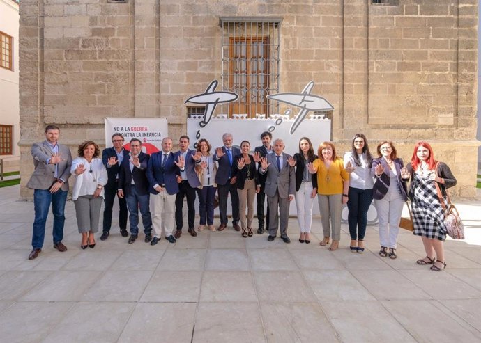 El Parlamento acoge la campaña de Save the Children sobre la protección de los niños afectados por conflictos armados