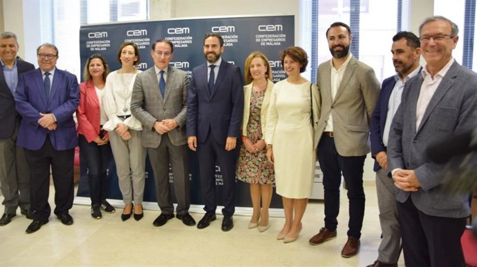 Málaga.- 26M.- PSOE presenta ante la CEM su modelo de ciudad "para diversificar la economía de Málaga y mejorarla"