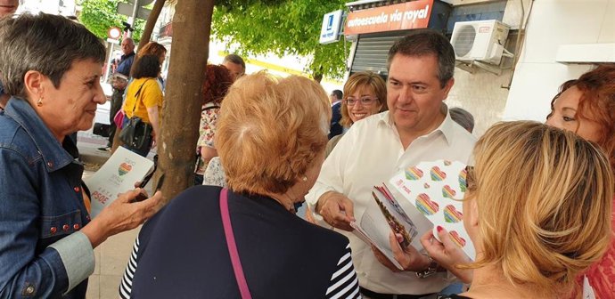 Sevilla.- 26M.-Espadas anuncia un programa de inversión en árboles y vía pública de barriadas recepcionadas tras 30 años