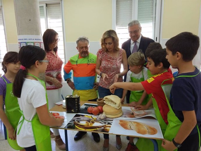 Córdoba.- Educación.- La Junta destaca la formación de los menores en buenos hábitos alimenticios