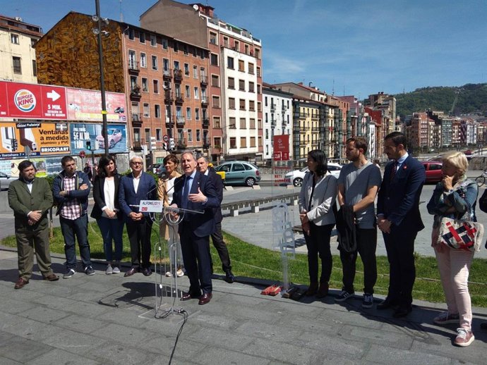 26M.- Gil (PSE) Promete Eliminar "Todas Las Trincheras Físicas Y Sociales" Para Lograr Un Bilbao "Justo" Con Sus Vecinos