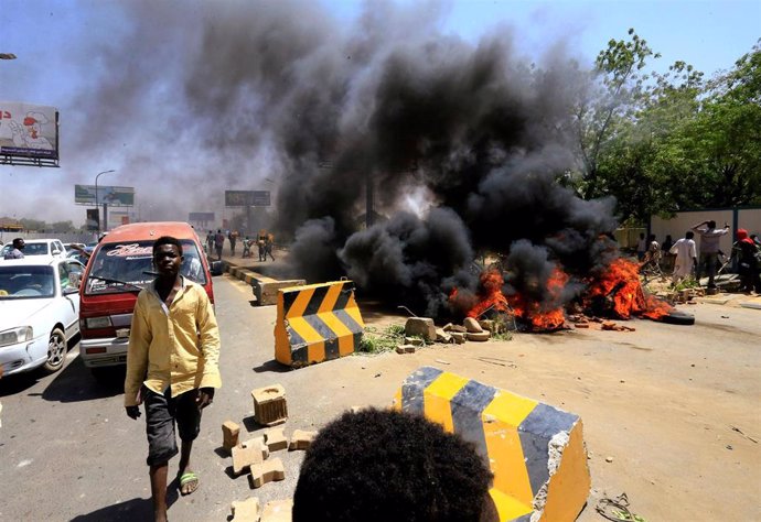 Sudán.- Un militar muerto y al menos diez manifestantes heridos en enfrentamientos en Sudán
