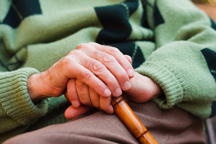Más de 162 cuidadores no profesionales de dependientes se incorporan en Cantabria a la Seguridad Social desde abril