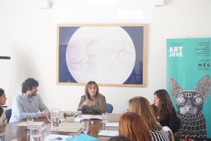 El Govern organitza la trobada 'Xarxes' sobre programes culturals per a joves creadors