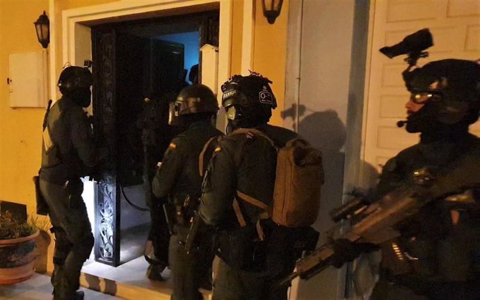 Sucesos.- Más de 15 detenidos y 25 registros en una operación contra el narcotráfico en Cádiz, Granada y Málaga
