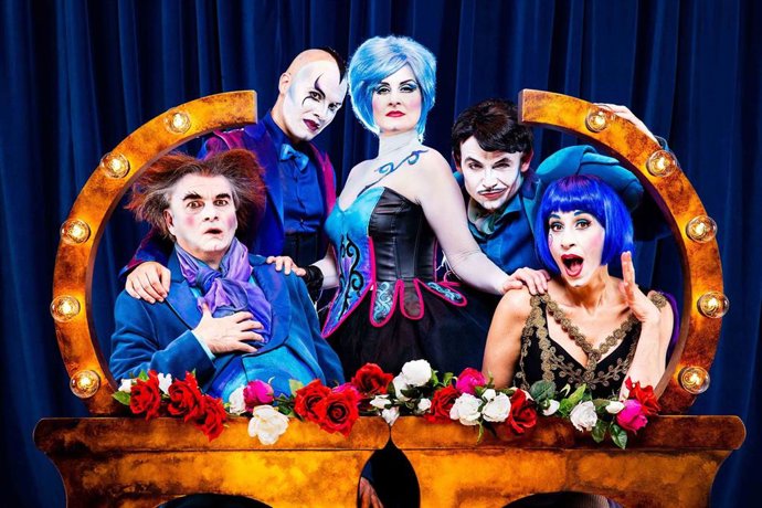 La compañía Yllana y Rami Eldar interpretan este sábado 'The ópera locos' en el Liceo de Salamanca