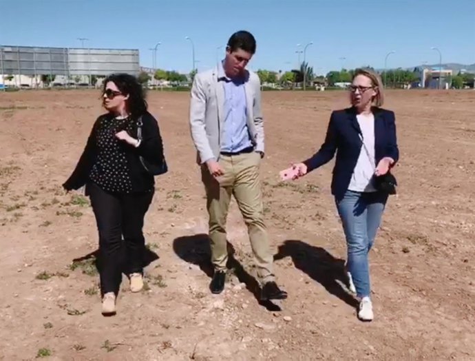 26M.- Vox Promociona Zonas De Esparcimiento Canino En Todos Los Barrios De Logroño