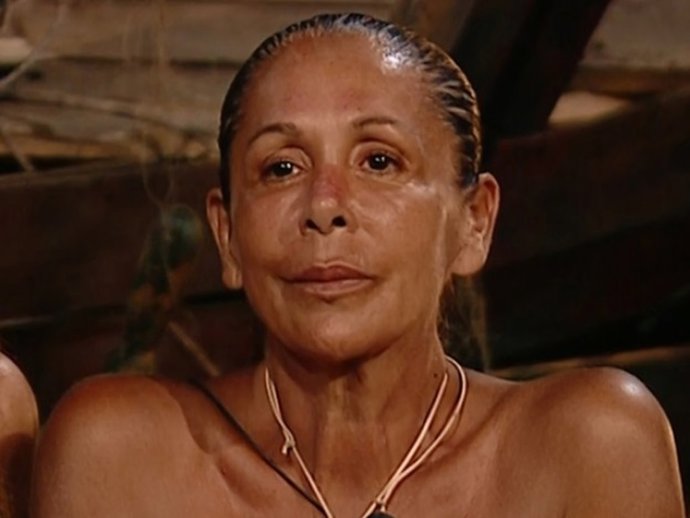 Isabel Pantoja invita a todos sus compañeros de 'Supervivientes 2019' a Cantora