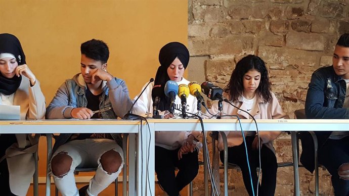 26M.- Exmenas Acusan A Los Partidos De Usar A Menores Migrantes En La Campaña