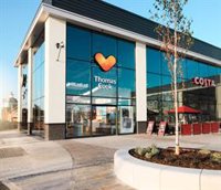 Thomas Cook achaca el "ritmo lento" en reservas al 'Brexit', la ola de calor y "altos precios" en Canarias