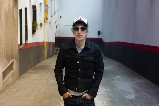 Mikel Erentxun presenta su álbum 'El último vuelo del hombre bala’