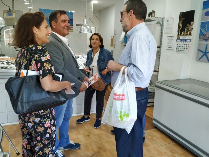 Huelva.-26M.- Cs se compromete a "consensuar con comerciantes" de Isla Chica el proyecto del solar del antiguo estadio