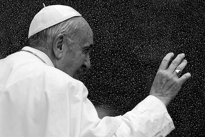 Pope leads general audience