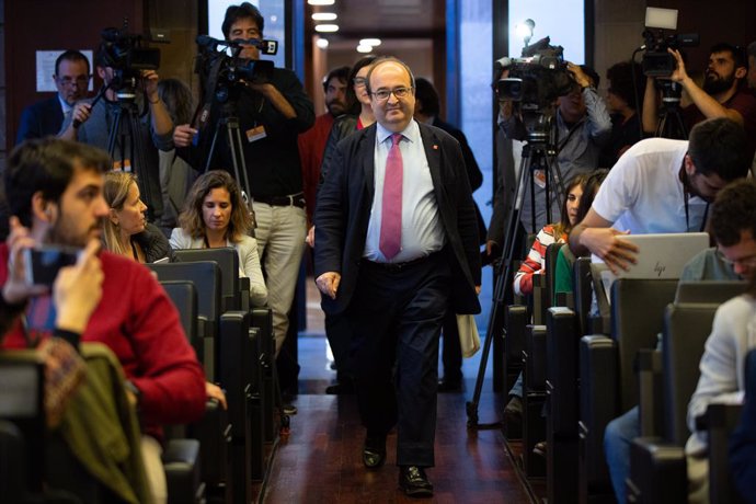 Roda de premsa del líder del PSC, Miquel Iceta, en el Parlament de Catalunya, després de ser vetat com a senador autonmic