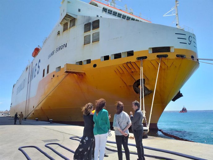 Grimaldi ha de presentar un pla perqu el 'Gran Europa' abandoni Palma les properes setmanes
