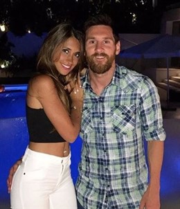 Antonella Rocuzzo desmiente unas declaraciones sobre su boda con Messi