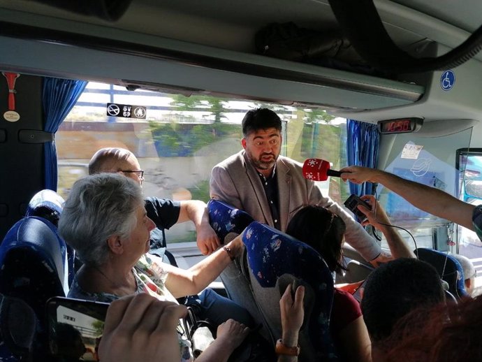 26M.- El 'Bus De Las Necesidades' De Madrid En Pie Municipalista Recorre Sus Ejes Programáticos