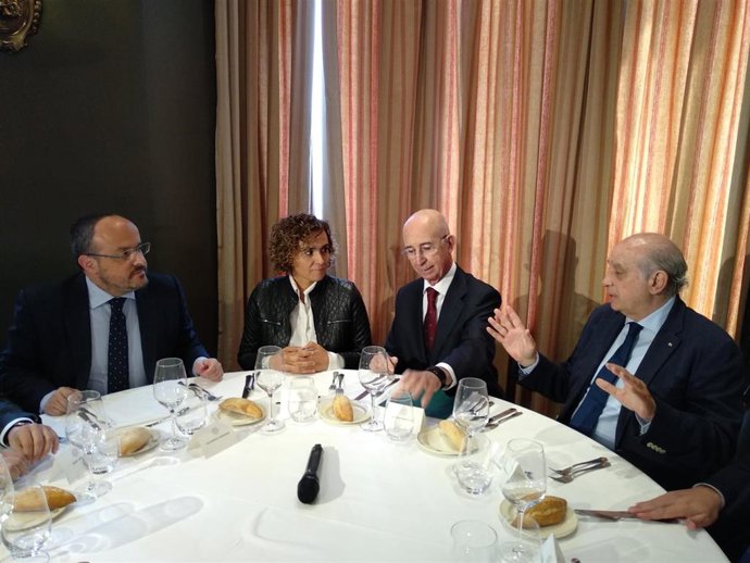 26M.- Montserrat (PP) Ve "Un Divorcio Fingido" Entre Sánchez Y Los Independentistas Por Iceta