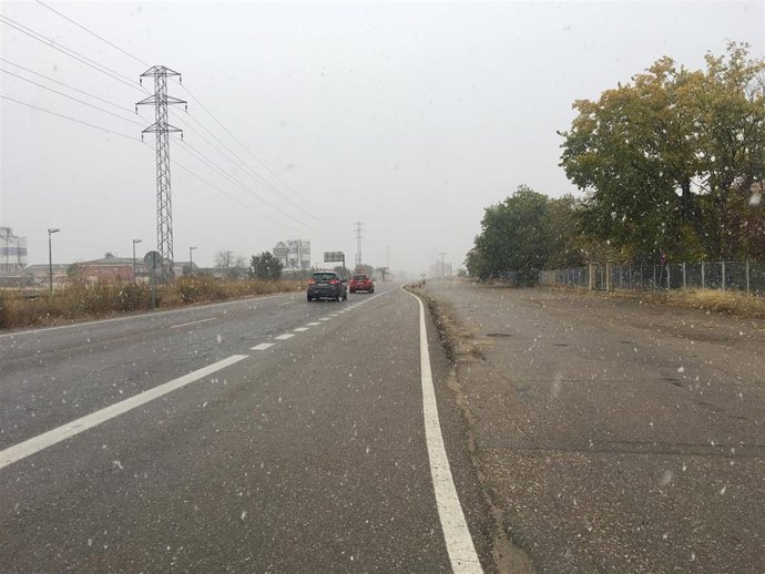 Valladolid.- La nieve condiciona la circulación
