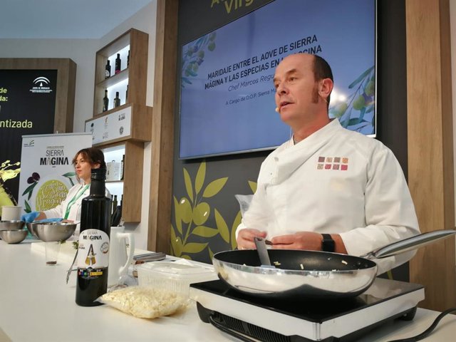 Jaén.- Los AOVES de Sierra Mágina y Priego de Córdoba, protagonistas culinarios en el estand de la Junta en Expoliva