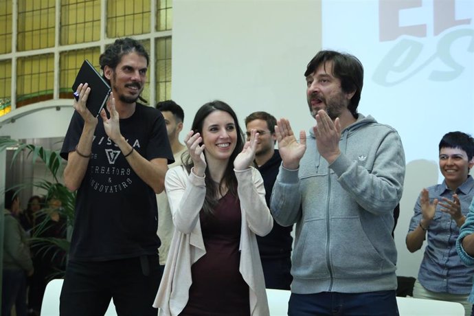 Encuentro con jóvenes con los líderes de Podemos Irene Montero, Alberto Rodríguez; Rafa Mayoral e Isabel Serra en Madrid