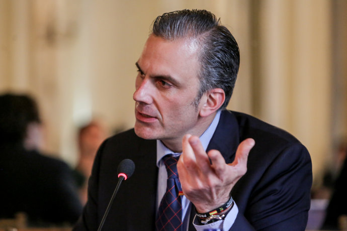 Presentación del libro 'Cake Minuesa' por el candidato de Vox a la Alcaldía de Madrid, Ortega Smith, en el Casino de Madrid