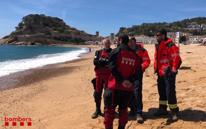 Sucesos.- Sigue la búsqueda del pescador desaparecido en Tossa de Mar (Girona)