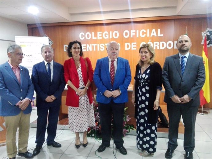 Jesús Aguirre inaugura la Oficina de Transformación Digital del Colegio Oficial de Dentistas de Córdoba