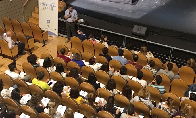 Huelva.- Casi 80 agentes Guadalinfo actualizan sus competencias digitales con formación presencial y online