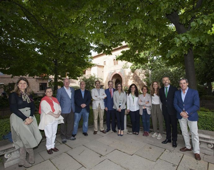 Granada.- La gestión del arbolado de jardines y parques históricos, a debate en la Alhambra