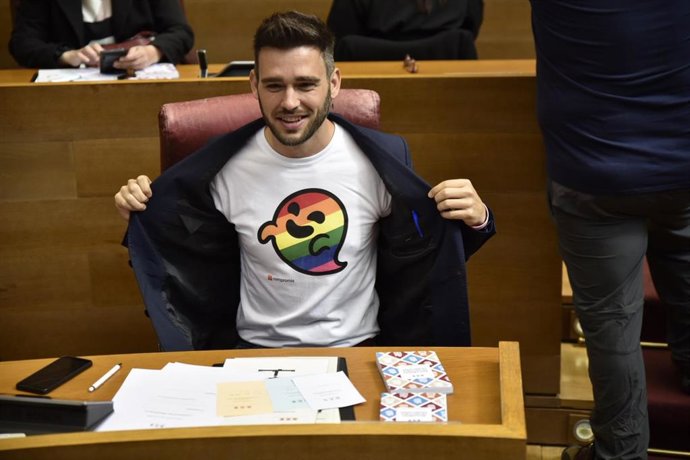 Pleno de constitución de la X Legislatura en Les Corts valencianas