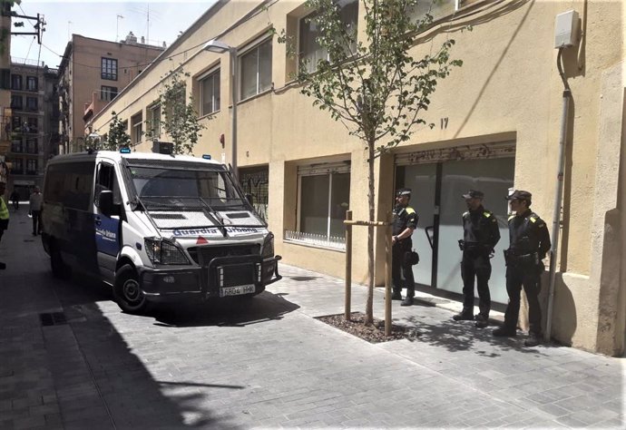 Sucesos.- Seis investigados tras una operación en una asociación cannábica de Barcelona