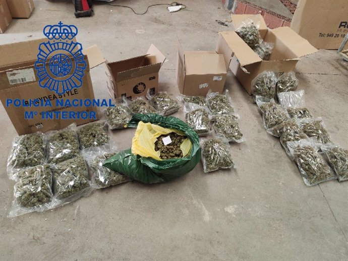 Suc.- Intervienen nueve kilos de cogollos de marihuana, la mayor cantidad para su venta en León