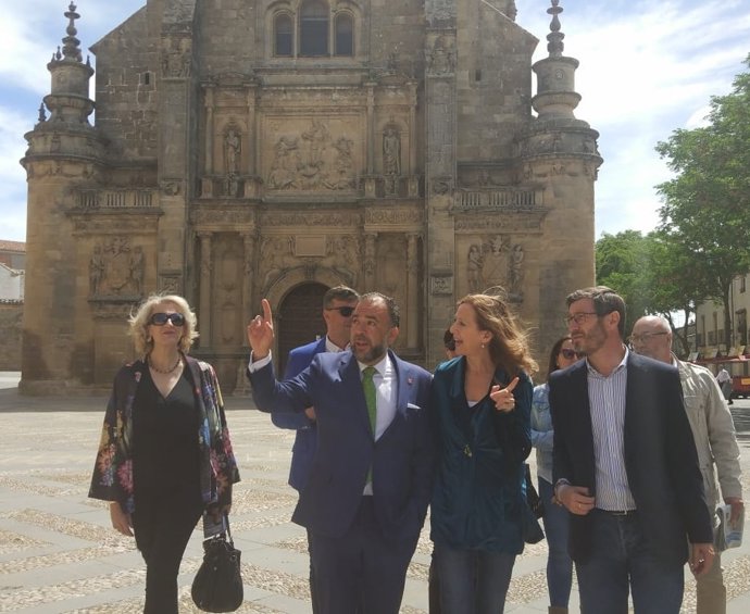 Jaén.-26M.- PP aboga por una PAC "sólida y fuerte" y no permitirá "ni un paso atrás" en los derechos de los agricultores